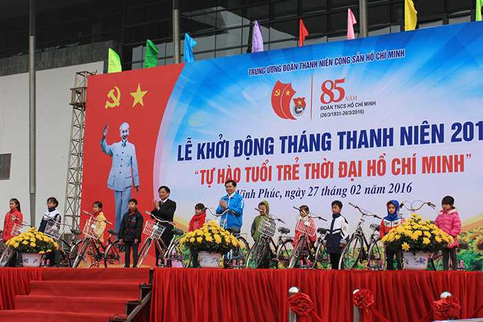 Lễ khởi động tháng thanh niên 2016