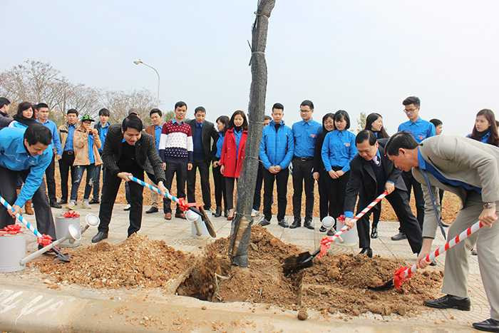 Lễ khởi động tháng thanh niên 2016