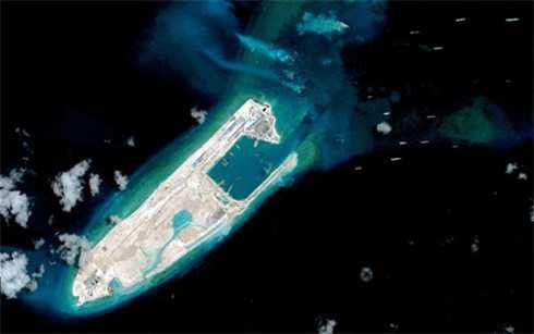 Trung Quốc xây dựng đường băng dài tới 3.000 m trên Đá Chữ Thập