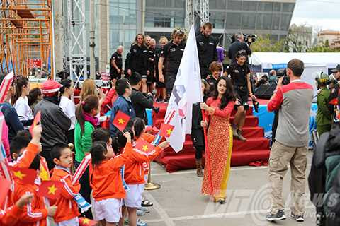 Ngàn người, đưa tiễn, cuộc đua thuyền buồm, khắc nghiệt nhất hành tinh, Đà Nẵng, Clipper race