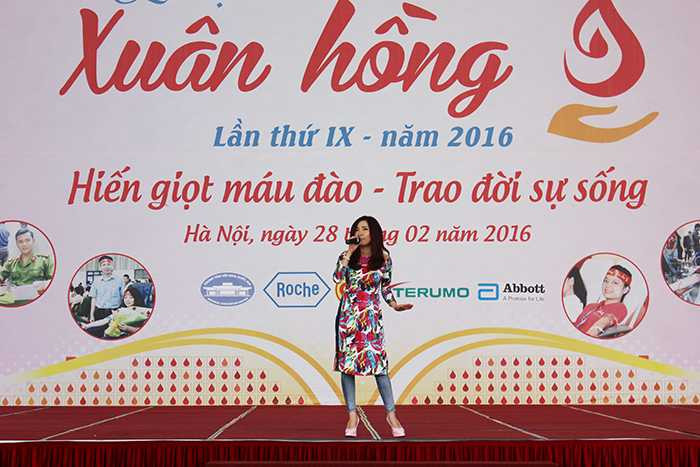 25.000 nghìn người tham dự Lễ hội Xuân hồng