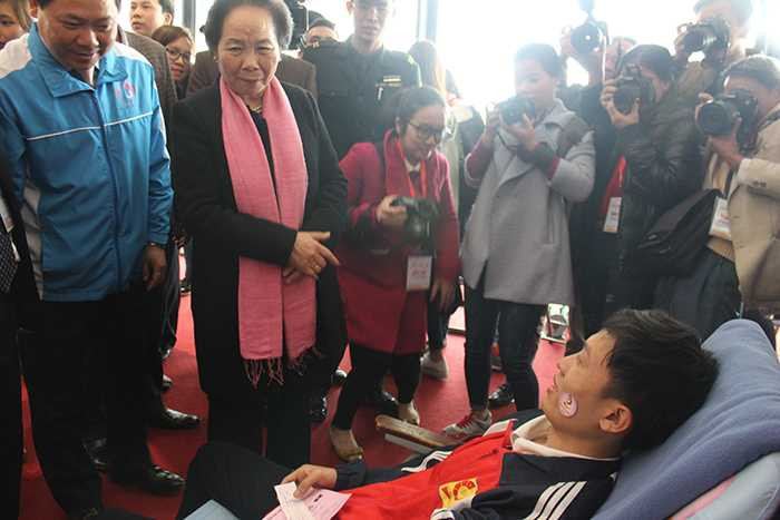 Lễ hội Xuân hồng 2016