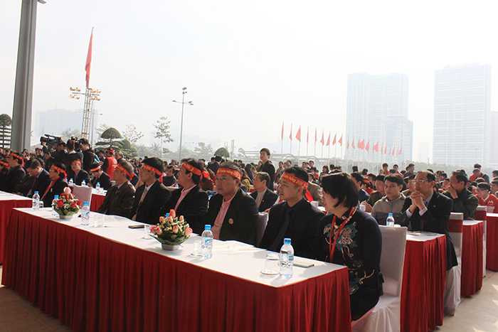 Lễ hội Xuân hồng 2016