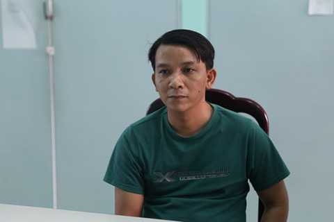 Đối tượng “đánh nhầm” công an cải trang bị bắt sáng 28-2 sau 6 năm bị truy nã - ẢNH: BÁ SƠN