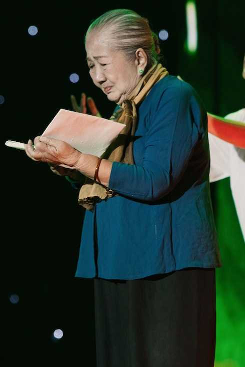 Bài thi nói về hình tượng bác sỹ Đặng Thuỳ Trâm trên chiến trường. Jennifer Phạm và bạn nhảy Teodor thể hiện điệu nhảy Rumba và Paso, truyền tải thông điệp về chiến tranh khốc liệt, có sự hy sinh nhưng cũng có cả sự lãng mạn của tình yêu đôi lứa giữa bom đạn. Sự xuất hiện của nghệ sỹ Thiên Kim trong vai diễn bà mẹ đã gây xúc động cho khán giả. Biên đạo John Huy Trần nhận xét, câu chuyện mà Jennifer Phạm có rất nhiều điểm nhấn, đặc biệt ở phần đọc thư. Cô được anh khen nhảy rất chắc phần Rumba.