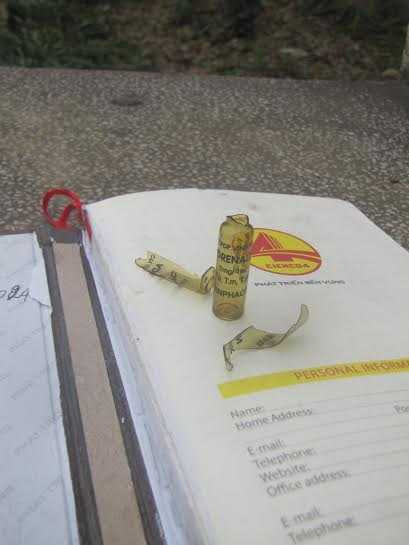 Lọ vắc xin y sĩ Trâm tiêm cho cháu bé