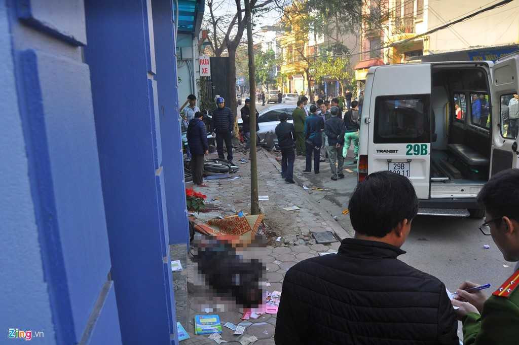 Hiện trường tang thương vụ xe điên đâm 3 người chết thảm ở Hà Nội