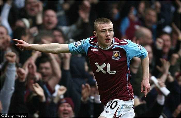 Freddie Sears ra mắt West Ham vào tháng 3/2008 và ngay lập tức ghi bàn quyết định giúp The Hammers đánh bại Blackburn