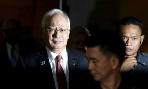 Thủ tướng Malaysia Najib Razak liên tiếp dính cáo buộc tham nhũng (Nguồn: Reuters).