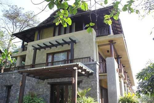 Dự án xây cạnh khu di tích lịch sử cách mạng, cứ điểm cao 600 m nằm trong sự quản lý của Ban chỉ huy Quân sự huyện Ba Vì và Ban Quản lý vườn.