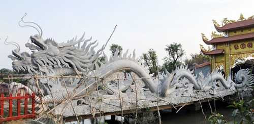 Theo quyết định xử phạt do UBND quận 9 ban hành ngày 16.2.2016, công trình vi phạm hành chính trong hoạt động xây dựng được quy định ở Nghị định 121 và bị xử phạt 6,25 triệu đồng.