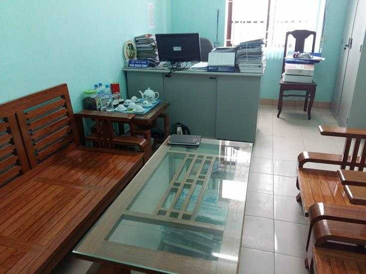 Hàng loạt cán bộ phường bỏ nhiệm sở đi làm việc riêng