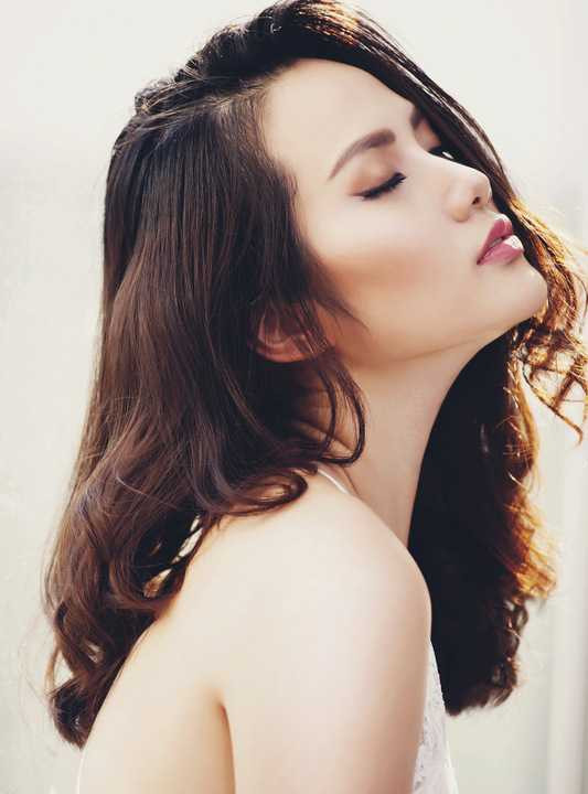 Phấn đấu trở thành người đẹp bản lĩnh trong thời đại mới, Diệu Linh cho biết đối với cô mỗi ngày đều là một bài học và là trải nghiệm mới. 