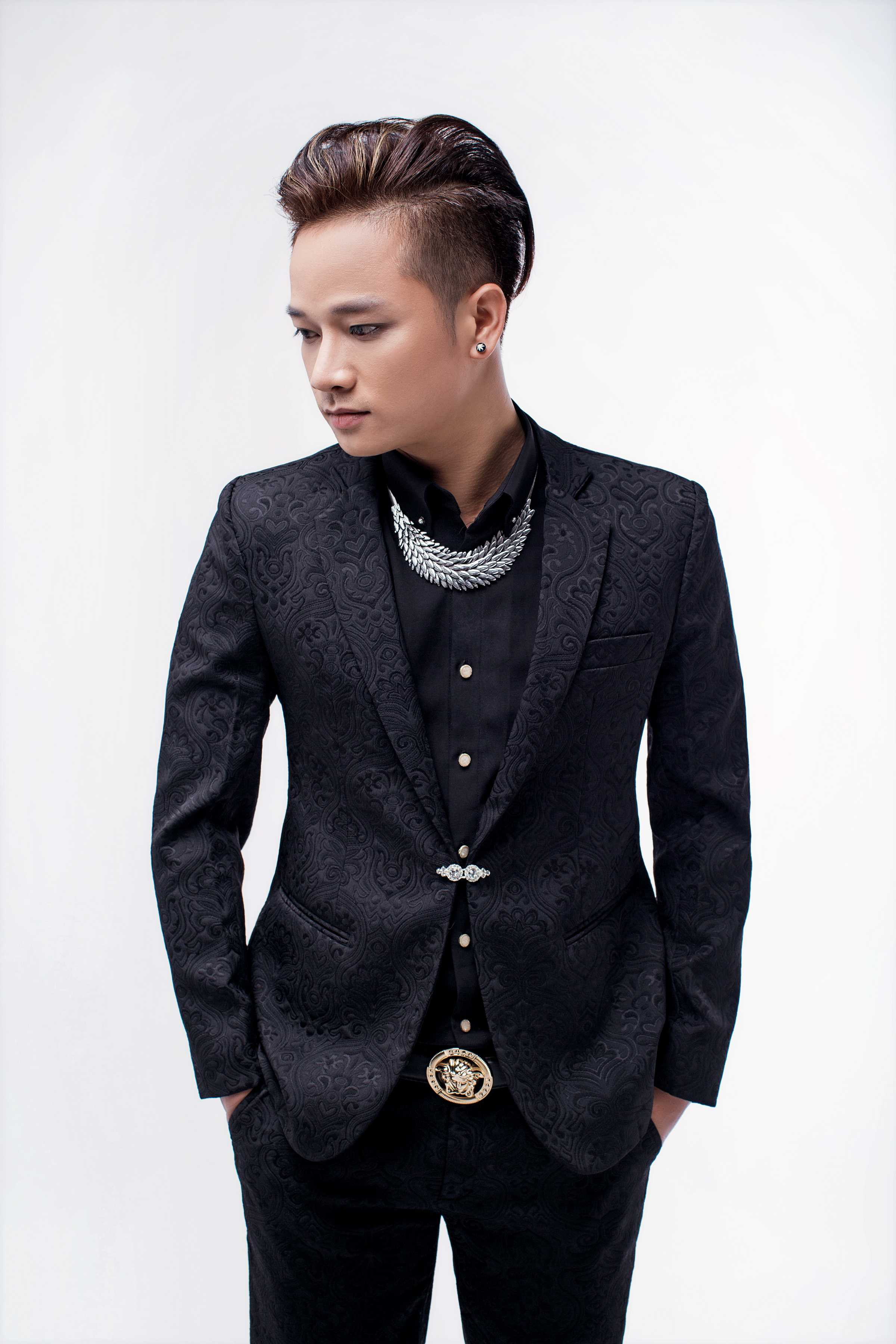 MV Anh đi nhé chính thức ra mắt ngày 3/3/2016.