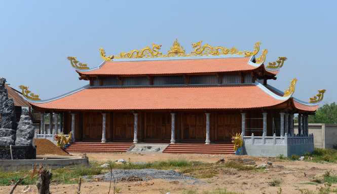 Nhà thờ tổ do danh hài Hoài Linh xây dựng tại quận 9 - Ảnh: Tuổi Trẻ
