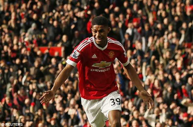 MU thăng hoa cùng Rashford
