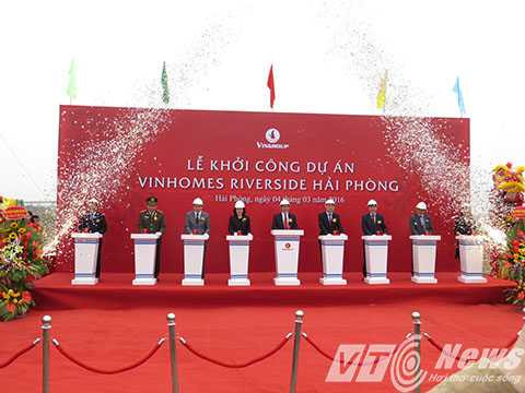 Lãnh đạo TP Hải Phòng và Tập đoàn Vingroup nhấn nút khởi công dự án