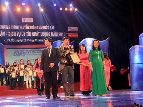 VTC PAY nhận giải thưởng Sản phẩm dịch vụ - uy tín chất lượng do Người tiêu dùng bình chọn năm 2015
