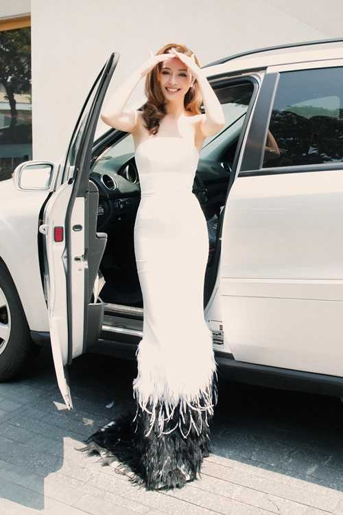 Trong liveshow 1 Bước nhảy hoàn vũ 2016, Jennifer phạm và bạn nhảy đã hoàn thành vai trò xuất sắc màn trình diễn của mình đã và được khán giả bình chọn cặp đôi xuất sắc nhất của tuần vừa qua.