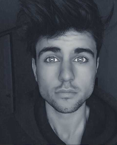 Anh chàng đẹp trai, bất ngờ, tạm biệt, thịt thừa