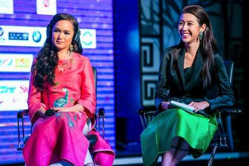 Thuý vân và Hoa hậu Việt Nam Toàn cầu Victoria Thuý Vi.