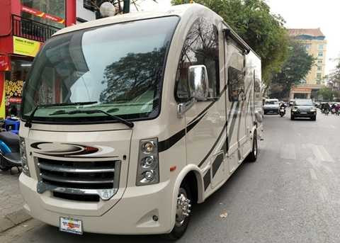 Theo chia sẻ của đơn vị nhập khẩu, chiếc Thor Vegas có giá khoảng 250.000 USD, tương đương khoảng hơn 5 tỷ đồng. Mẫu xe này chủ yếu phục vụ các nhu cầu du lịch. Một số phiên bản chuyên biệt khác được dùng cho các mục đích như y tế, tổ chức sự kiện nhỏ...