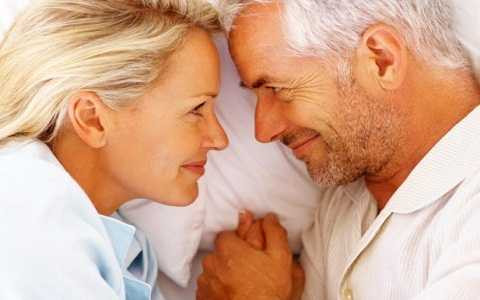 Những người trên 50 tuổi thường xuyên làm chuyện ấy thường có trí nhớ tốt hơn Những người trên 50 tuổi thường xuyên làm chuyện ấy thường có trí nhớ tốt hơn