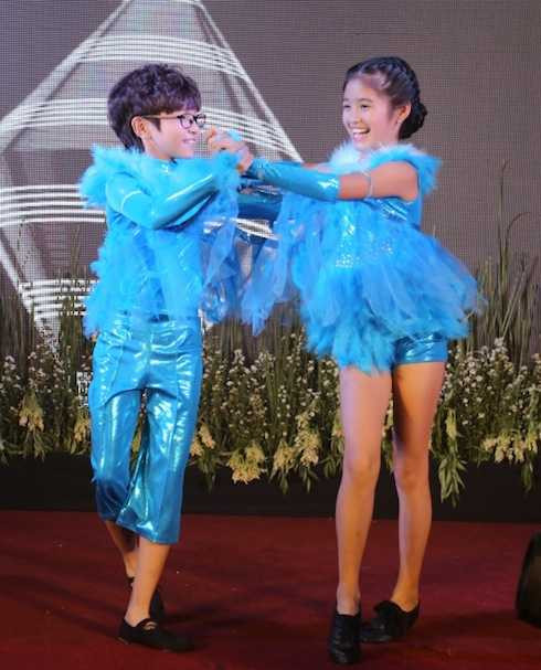 Phần trình diễn dance sport của các tài năng nhí.