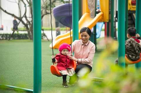 Sau khi tham gia khóa học, người giúp việc tại Vinhomes bớt bỡ ngỡ với cuộc sống thành thị và không còn lúng túng khi sử dụng các đồ dùng hiện đại trong gia đình nữa.