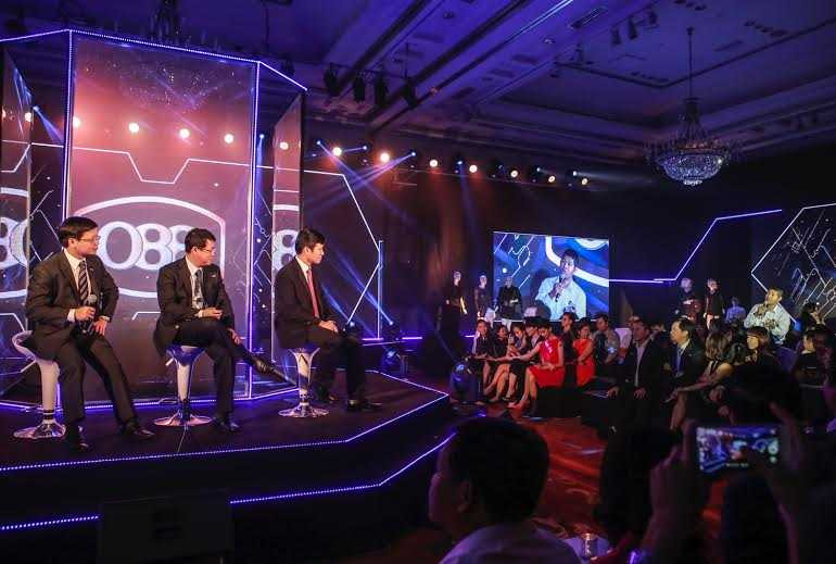 Lãnh đạo Tcty VNPT VinaPhone tại lễ ra mắt đầu số mới 088