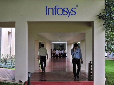InfoSys - Công ty của Ấn Độ này chuyên về công nghệ, phần mềm và outsoure được thành lập từ năm 1981 và hiện nay có quy mộ 193.000 nhân công. Họ có 5 tỷ phú thành danh