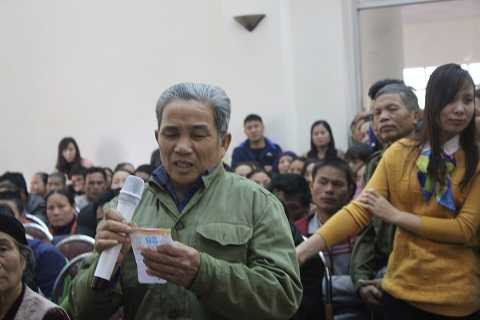 Một ngư dân đứng lên nêu nguyện vọng Một ngư dân đứng lên nêu nguyện vọng