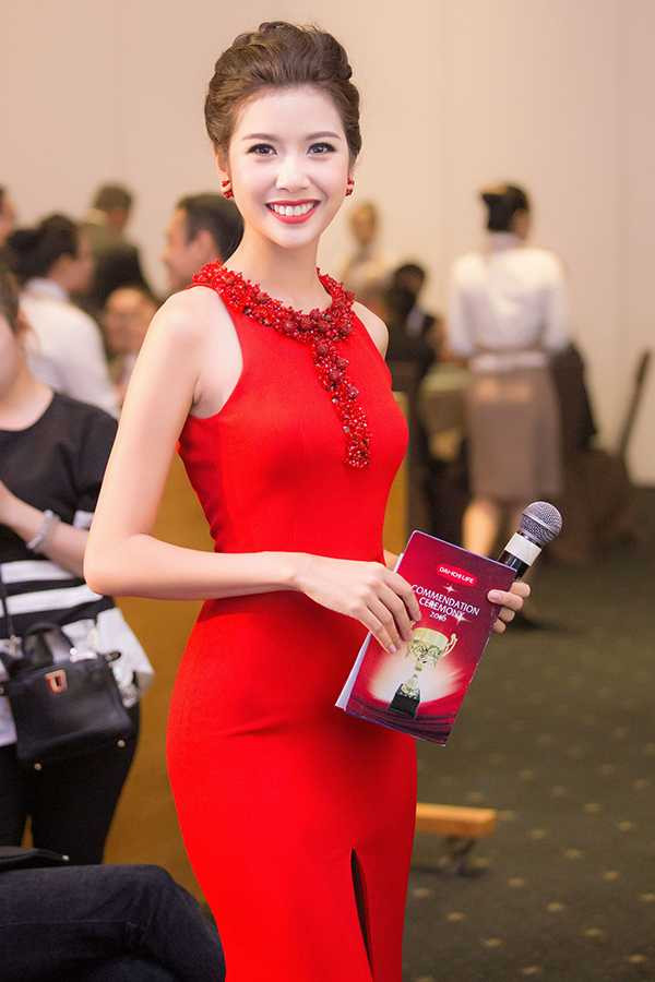 Từ sau khi đăng quang ngôi vị Á hậu Quốc tế 2015, Thúy Vân đã được tham gia nhiều chương trình, sự kiện giải trí trong vai trò MC.