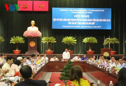 Bí thư Đinh La Thăng: Loại ngay những người gây khó cho doanh nghiệp