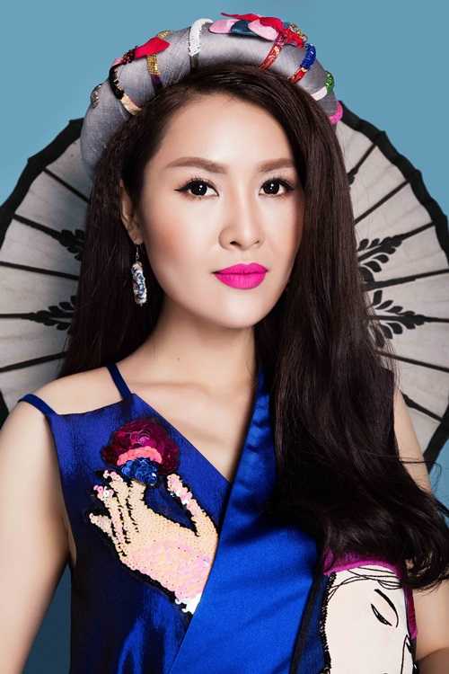 Hơn một tháng quá, Quế Vân là một cái tên hot nhất nhì làng showbiz Việt. Cô liên tục gây bão dư luận khi tung ra các bằng chứng tố cáo Trường Giang bắt cá hai tay với cô và Nhã Phương.