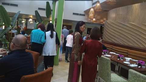 Khách đi cùng đại gia đình Khách đi cùng đại gia đình