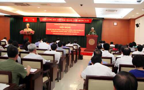 Bí thư Đinh La Thăng: 'Đừng nghĩ tham nhũng chỉ ở chỗ khác, rà soát ngay cơ quan mình'