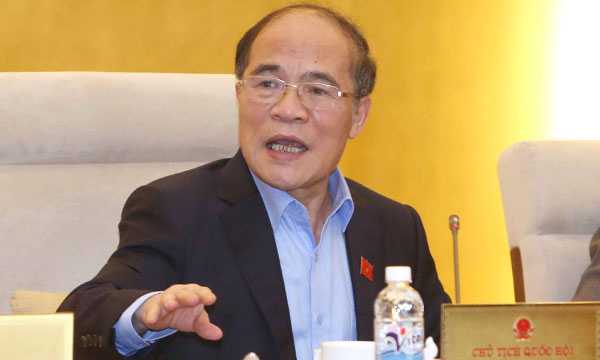 Chủ tịch Quốc hội Nguyễn Sinh Hùng