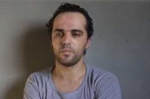 Hai người đàn ông trong clip được cho là các cựu binh đào ngũ 