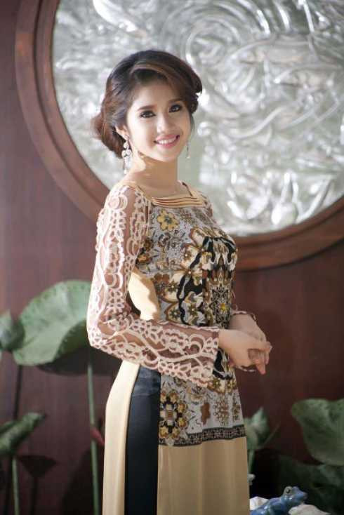 Nhan sắc lộng lẫy của Á hậu Đồng Thanh Vy 