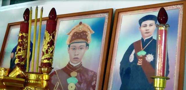 Bàn thờ vua Thành Thái trong nhà ông Bảo Tài tại Cần Thơ.
