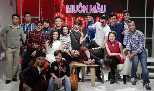 Ê kíp thực hiện chương trình Muôn màu Showbiz