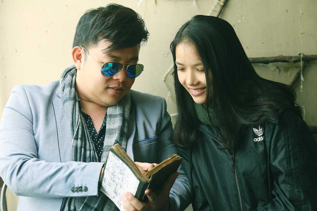 Quang Lê tình tứ bên 'sầu nữ' mới của dòng nhạc sến