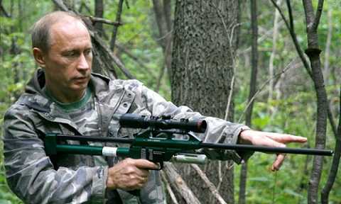 Từng là một điệp viên, nên Tổng thống Putin đang gây ra khó khăn cho CIA. 