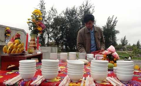 Cụ ông, 88 tuổi, cái giỗ chung, liệt sỹ Gạc Ma, Quảng Bình