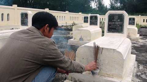 Cụ ông, 88 tuổi, cái giỗ chung, liệt sỹ Gạc Ma, Quảng Bình