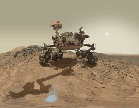 Robot Curiosity Rover hạ cánh xuống sao Hỏa vào năm 2012 và bắt đầu gửi về Trái Đất. Robot Curiosity Rover hạ cánh xuống sao Hỏa vào năm 2012 và bắt đầu gửi về Trái Đất.