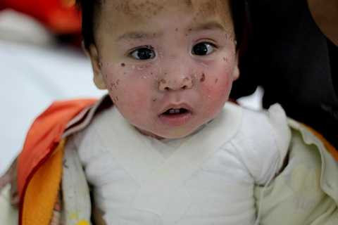 Đôi mắt em mở to, đen láy gây ấn tượng với người đối diện (Ảnh: Thúy Nga) Đôi mắt em mở to, đen láy gây ấn tượng với người đối diện (Ảnh: Thúy Nga)