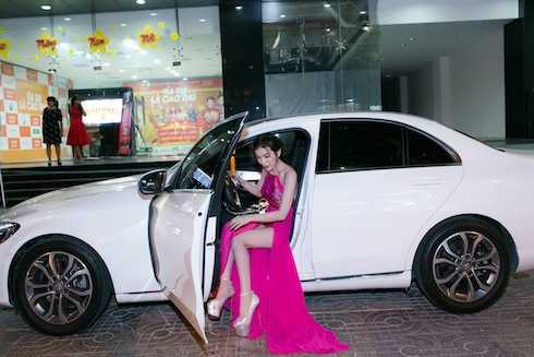 Diễn viên Cao Thái Hà vừa có mặt tại sự kiện dành cho những nhà làm phim trẻ diễn ra tối 15/3. Diễn viên Cao Thái Hà vừa có mặt tại sự kiện dành cho những nhà làm phim trẻ diễn ra tối 15/3.