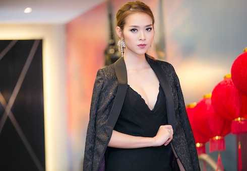 Diệp Bảo Ngọc chia sẻ, là diễn viên tham gia rất nhiều những dự án lớn song cô luôn đặt mục tiêu học hỏi lên hàng đầu. Việc tham gia buổi trao giải dành cho những tài năng trẻ là dịp cô học hỏi và trau dồi thêm kiến thức cho nghiệp diễn. Diệp Bảo Ngọc chia sẻ, là diễn viên tham gia rất nhiều những dự án lớn song cô luôn đặt mục tiêu học hỏi lên hàng đầu. Việc tham gia buổi trao giải dành cho những tài năng trẻ là dịp cô học hỏi và trau dồi thêm kiến thức cho nghiệp diễn.